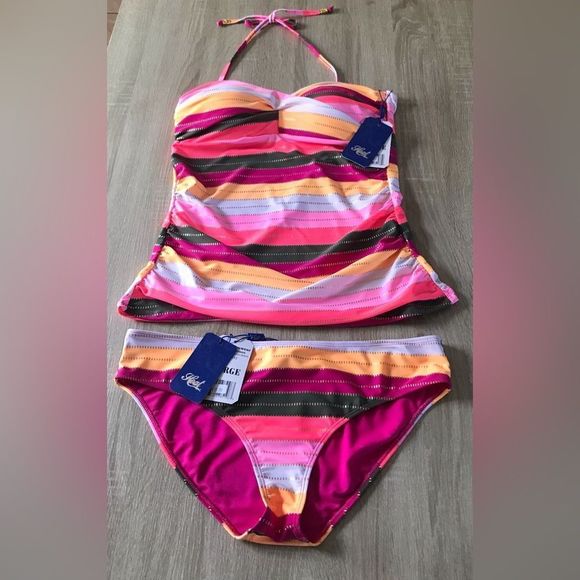 NWT … HEAT “Size: L” Two Piece Swimsuit - Picture 1 of 7